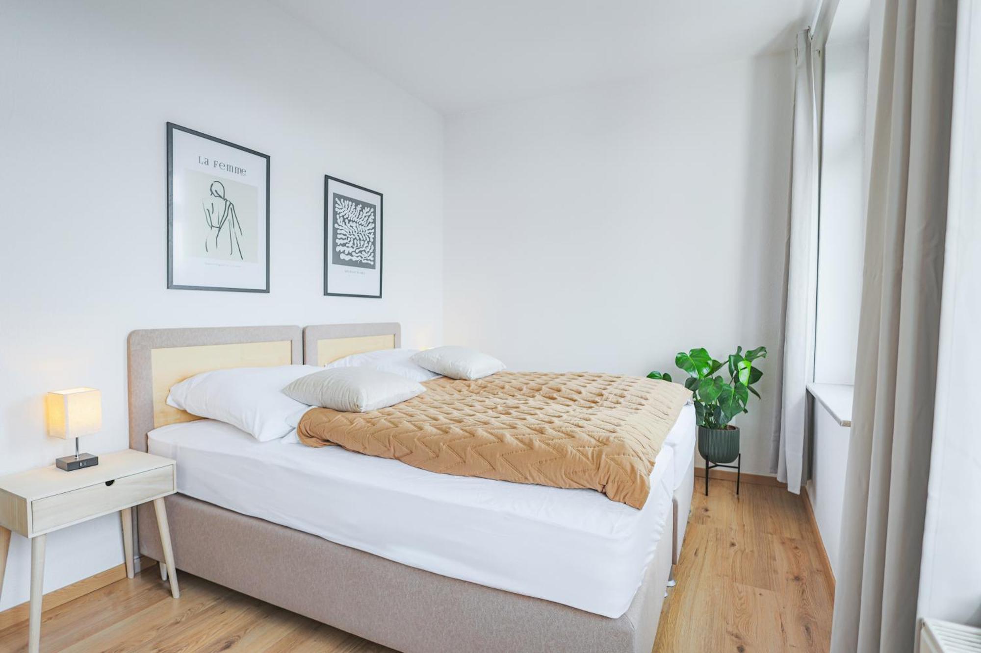 Prime - 2 Zimmer Wohnung Direkt Am Fluss Lipsia Esterno foto
